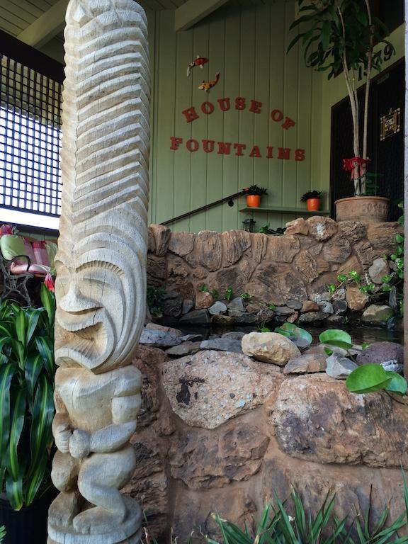 House Of Fountains Acomodação com café da manhã Lahaina Exterior foto